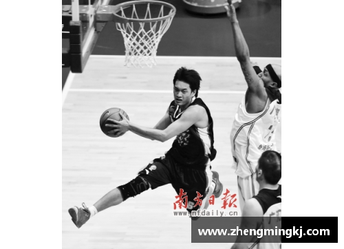 广东宏远主场不敌新疆队，遭遇连败！退役球员张敬龙回归助力